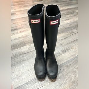 NWOT Hunter Original Tour Women's Casual Boots, Black